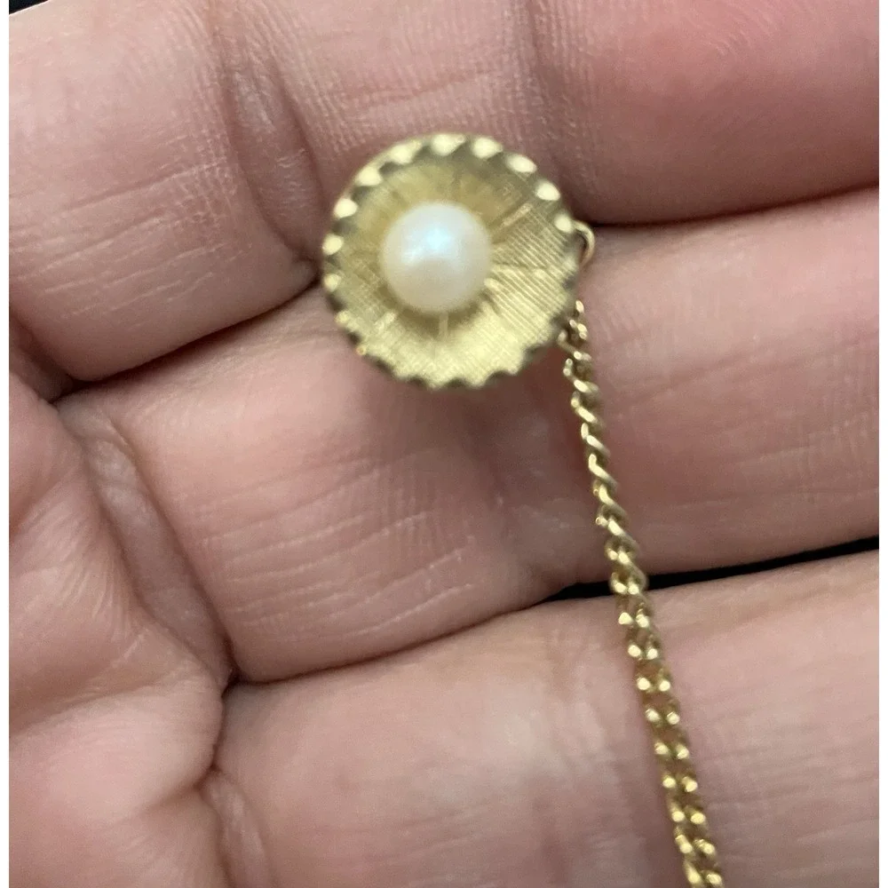 VTG Faux Pearl Gold Tone Tie Tack & Chain Sunburst Estate Menswear Retro Jewelry